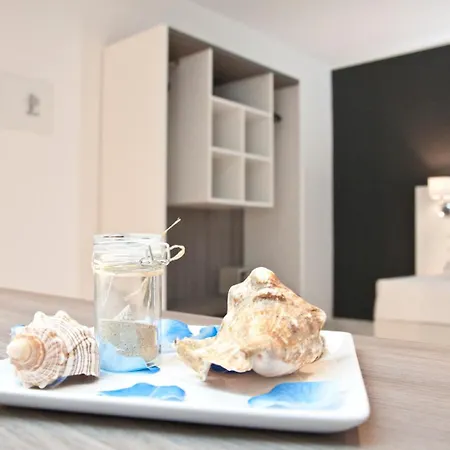 Ambruosi Village & Курортный комплекс Массиньяно