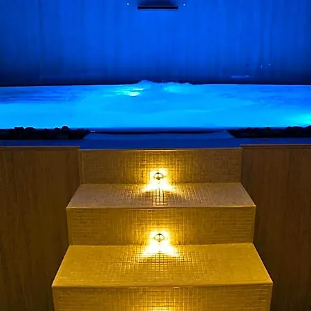 Semesteranläggning (resort) Ambruosi Village & 4*