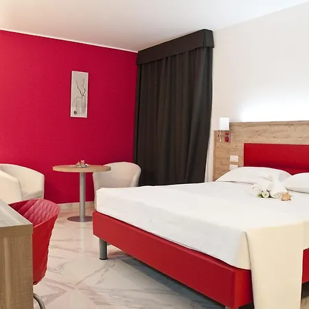 Курортный комплекс Ambruosi Village & 4*