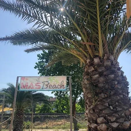 Ambruosi Village & 4*